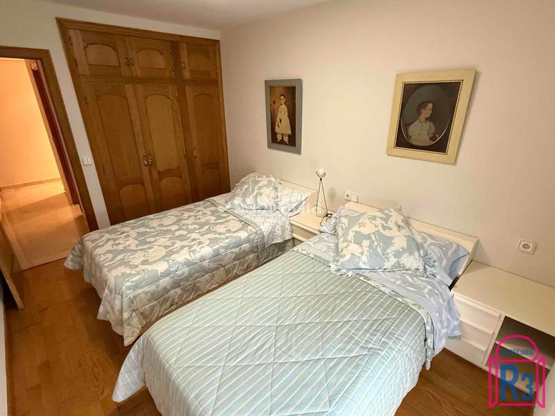 Foto 5c3ff6f6-d34a-4078-a0b3-e16946962762. Miete etagenwohnung mit heizung parking in San Claudio - La Chantría León