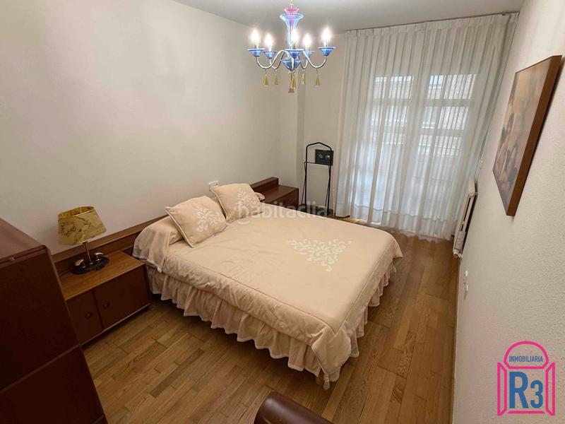 Foto 913cc586-f730-4f1b-9b1f-5c3eb9c3d5fd. Miete etagenwohnung mit heizung parking in San Claudio - La Chantría León