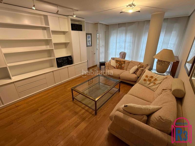 Foto fda780d8-ae05-402a-8196-ecd2bdff5752. Miete etagenwohnung mit heizung parking in San Claudio - La Chantría León