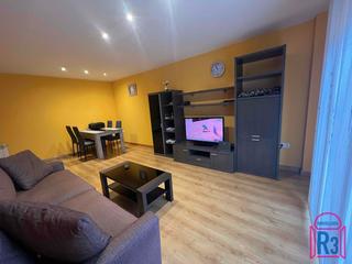 Pis a Villaquilambre. Piso luminoso con ascensor, garaje y trastero