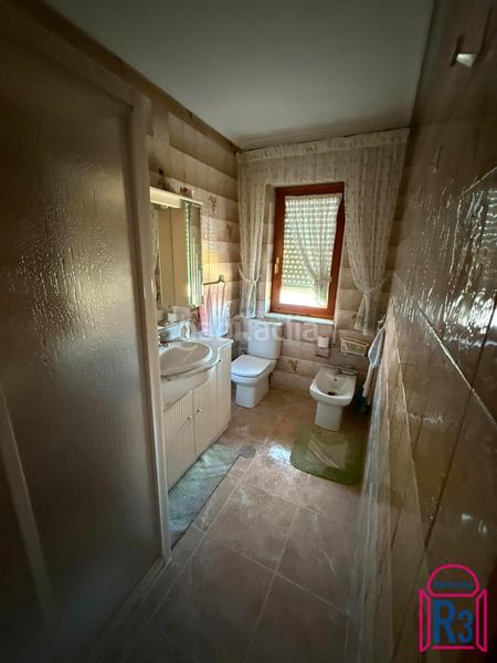 Foto 22386bbe-0f5e-49cb-989b-264bbed0e56d. Edifici a Trobajo del camino