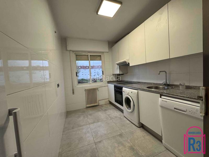 Foto ab0e5b5f-78ff-433c-b2f3-36e0d32b43ad. Appartamento con riscaldamento parcheggio in Trobajo del camino