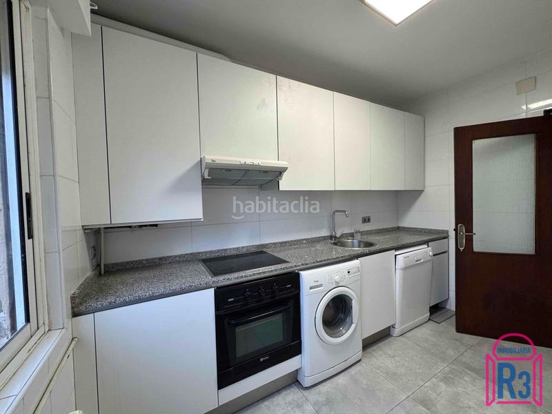 Foto fba31fc8-55b7-4a0d-a2a9-cb14f4032bcc. Appartamento con riscaldamento parcheggio in Trobajo del camino