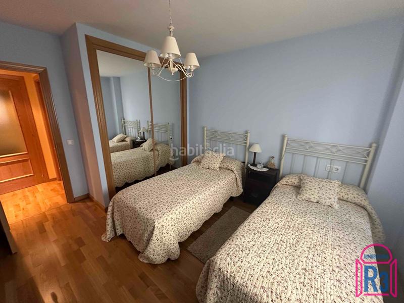 Foto 805a6e81-d1b7-45b2-9b47-2abd8fef9511. Appartement mit heizung parking in San Claudio - La Chantría León