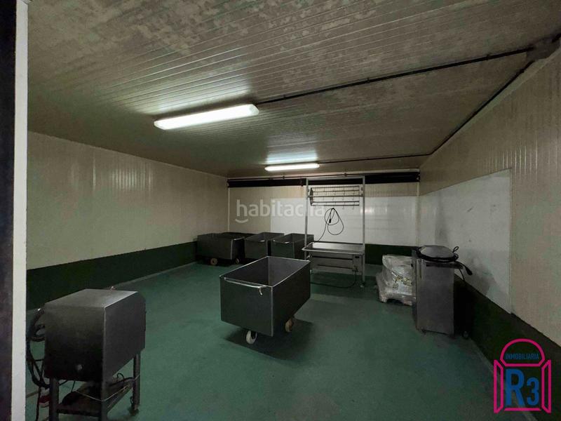 Foto 0a130fcc-fa7f-4459-9a03-53efda42a195. Fabrikhalle mit heizung in Sariegos