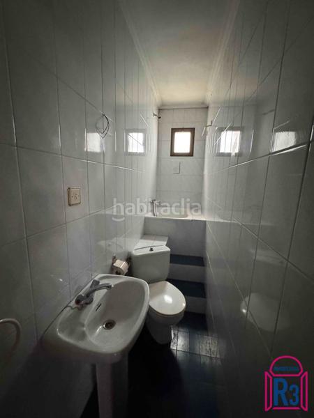 Foto 5eab0bfa-fd35-417f-a8ff-2d70734d9dca. Fabrikhalle mit heizung in Sariegos