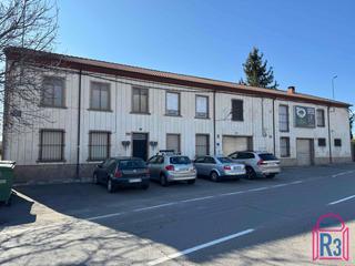 Fabrikhalle  Puente. Fábrica en venta