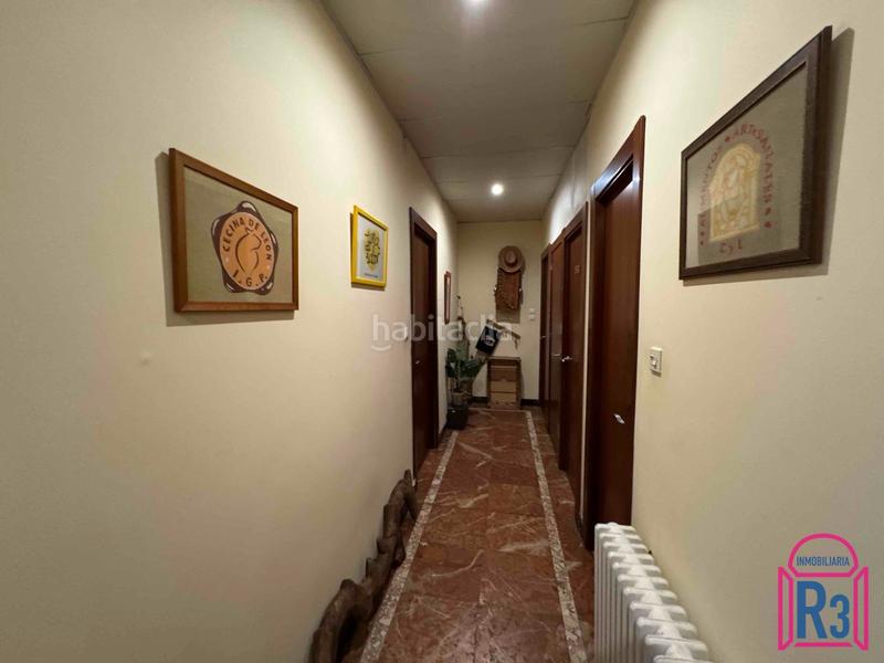 Foto cd96bb5c-5010-4542-87b3-02904b057bd6. Fabrikhalle mit heizung in Sariegos