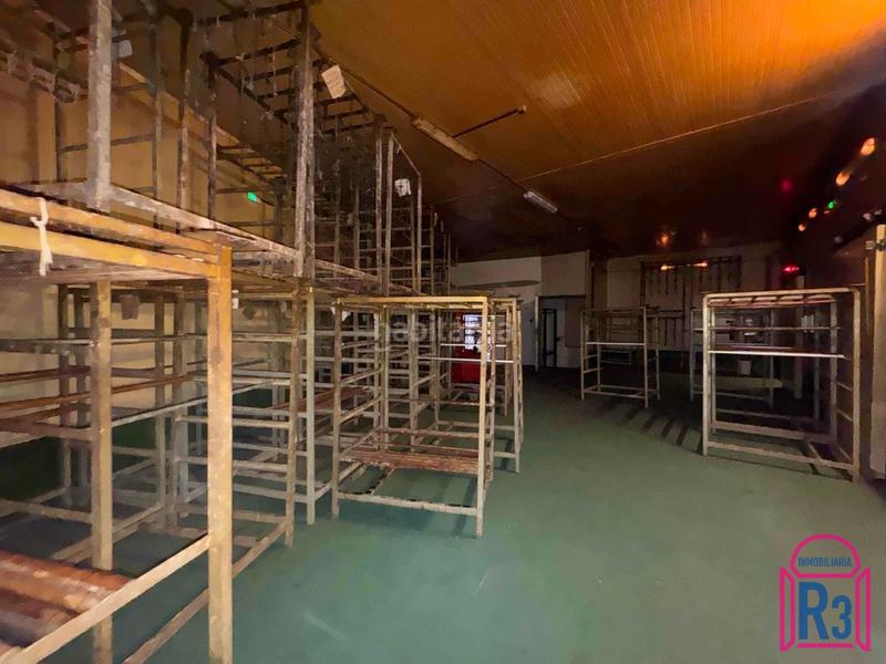 Foto de8e0ed2-360e-4597-b03b-28c010b35163. Fabrikhalle mit heizung in Sariegos