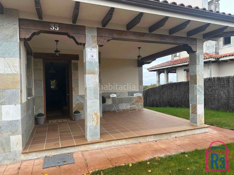Foto 9e7b9cb2-6b6a-4194-ae65-5f50e5e1bcd9. Casa adosada bonito pareado totalmente amueblado en el campo de golf en Valverde de la Virgen