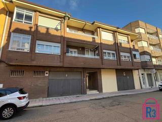 Etagenwohnung in La Cañada