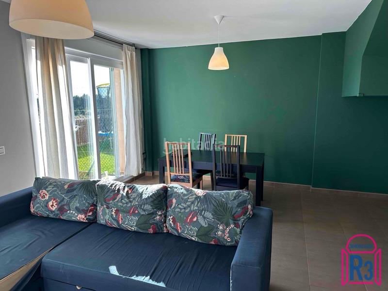 Foto 8de11b9f-91ba-49d5-809e-9c3b75514685. Casa adossada amb calefacció aparcament a Valdefresno