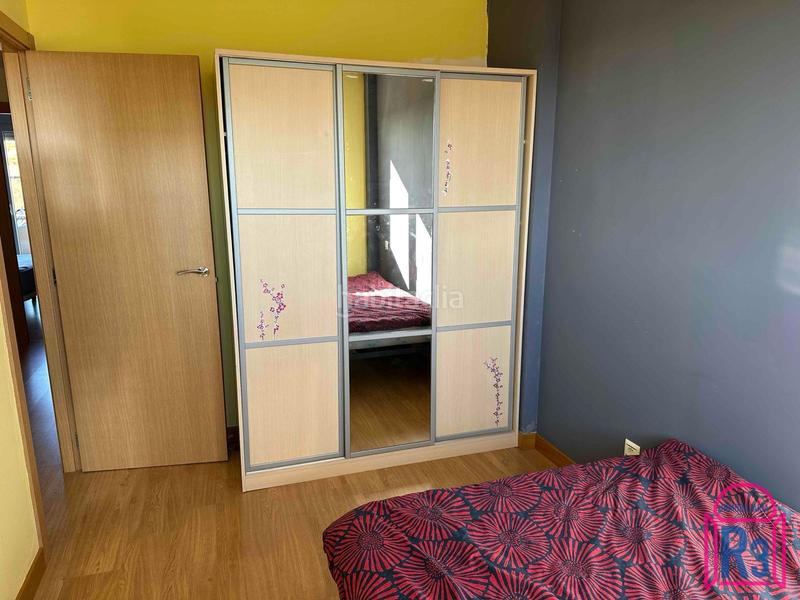 Foto a6589214-deab-41ea-a2ee-3f598f04362c. Casa adossada amb calefacció aparcament a Valdefresno