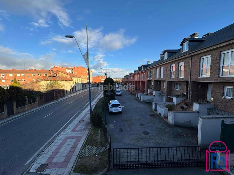 Foto 6eaf2179-1315-4d3d-aeeb-05da3069f159. Haus mit heizung parking in San Andrés del Rabanedo pueblo San Andrés del Rabanedo