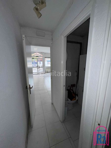 Foto a5c64211-ff82-4727-a3a1-4a0628ab91ba. Local comercial a Crucero León