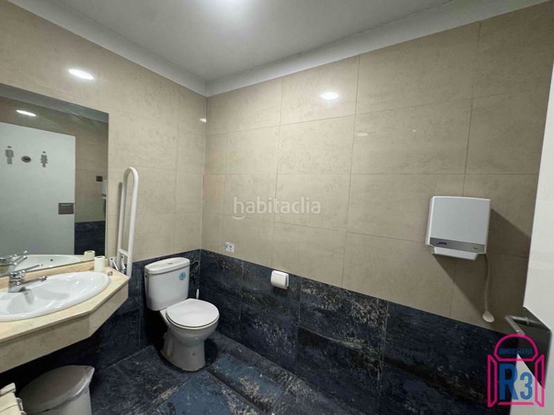 Foto a37cc6e4-d702-4a3f-ad30-61e72e00228b. Local comercial a Centro Ciudad León