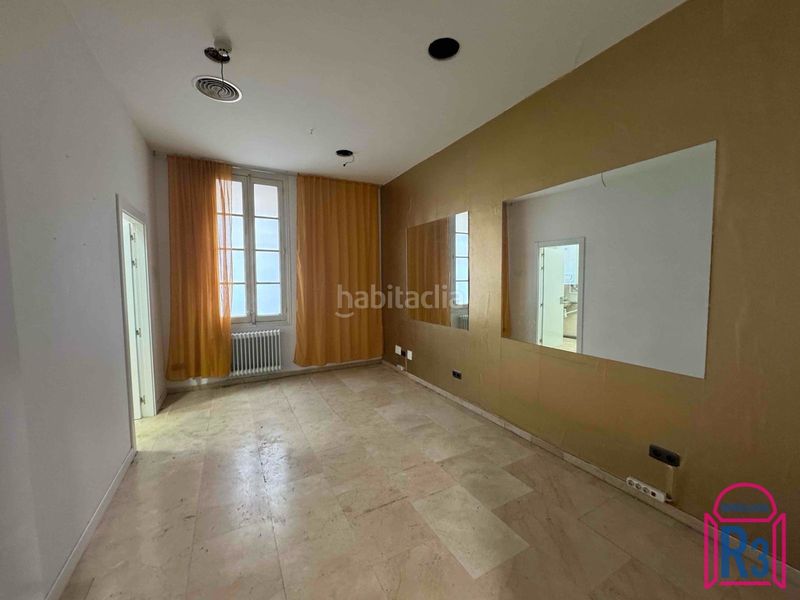 Foto d97df0d9-1fee-4601-9953-ba659de54333. Local comercial a Centro Ciudad León