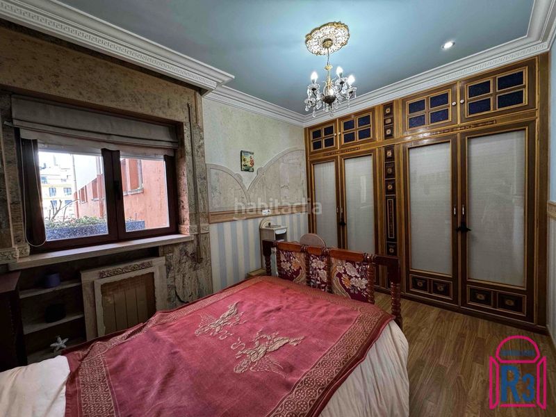 Foto ba3b8610-b3fc-436e-963b-c835ffffdad0. Apartament amb calefacció a Centro Ciudad León