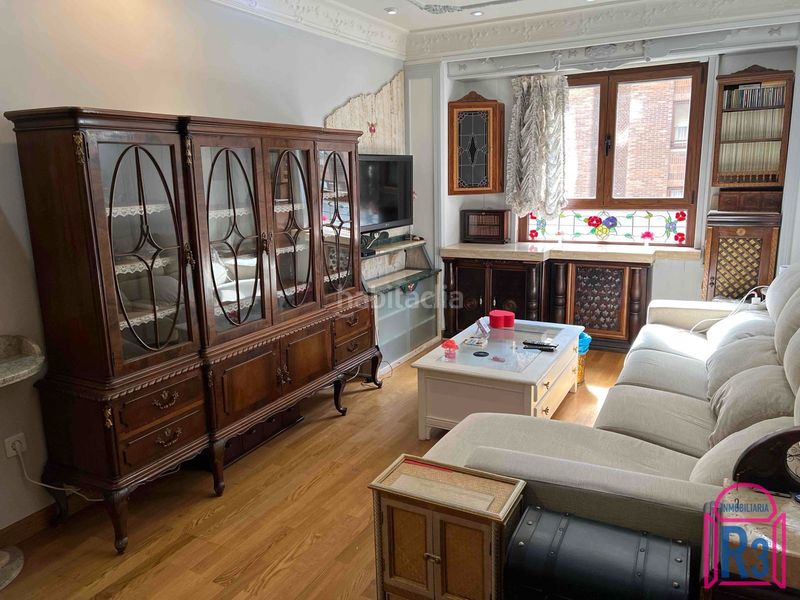 Foto be0d45ff-f1b1-4d40-b5f0-8d79631708fa. Apartament amb calefacció a Centro Ciudad León