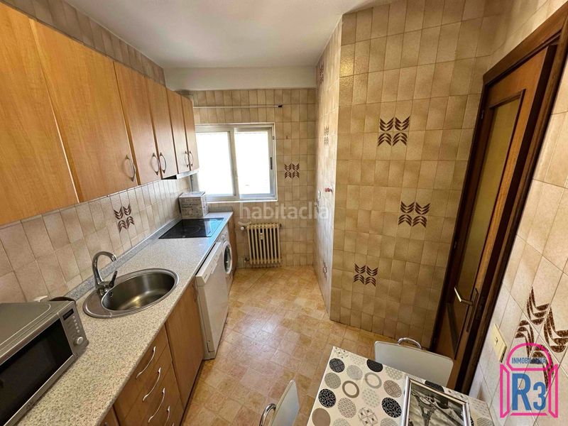 Foto 349ac1ad-6ae6-4276-b931-781186f940ae. Apartamento  bien situado, alto y luminoso en León