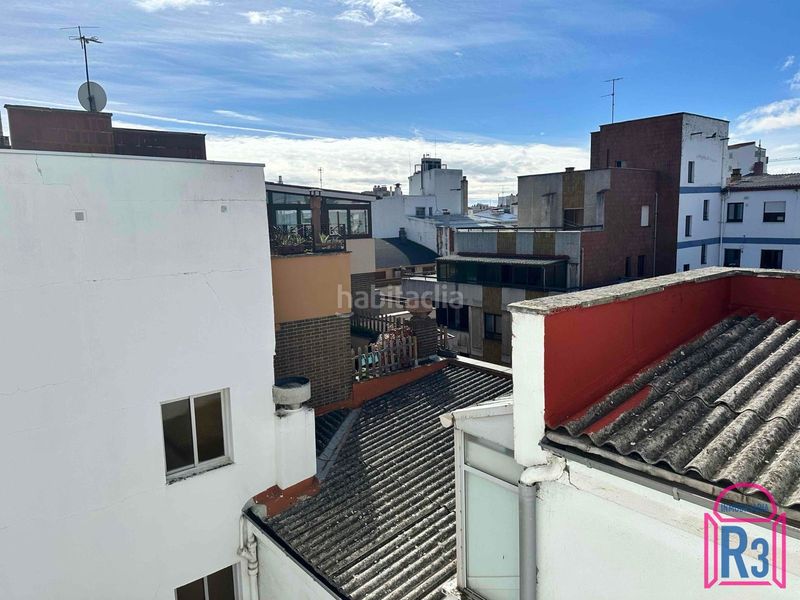 Foto ac2d5a30-15ae-46d8-85cd-378a7dbef13e. Apartamento  bien situado, alto y luminoso en León