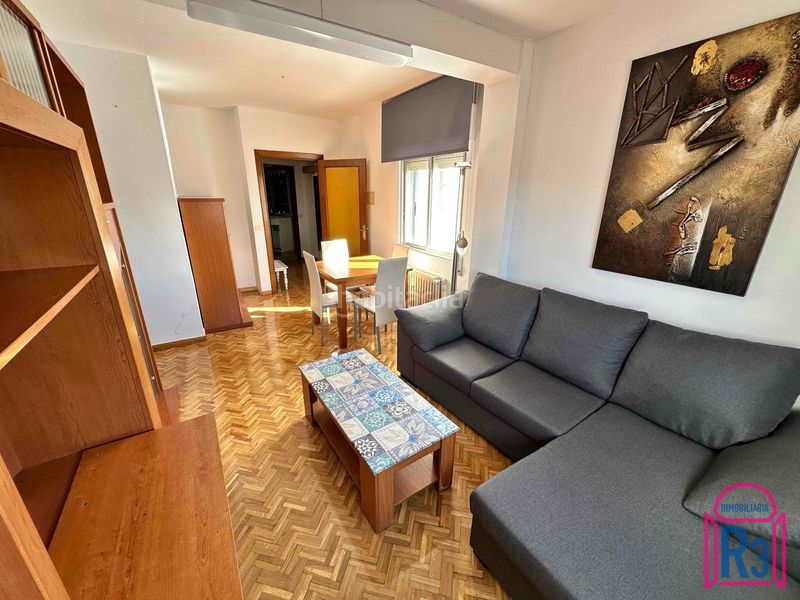 Foto f0bcc2f4-b58f-4be7-a13c-9d94c1aa9932. Apartamento  bien situado, alto y luminoso en León