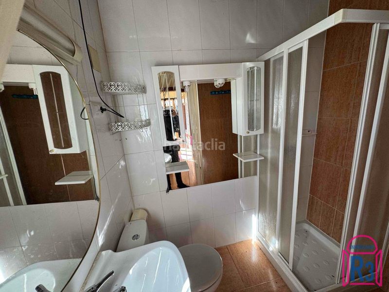 Foto 5825d2de-3f29-492a-b19a-11716de951ab. Edifici a Santovenia de la Valdoncina