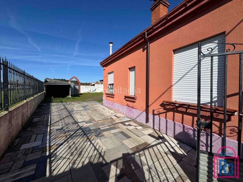 Foto 8ddad613-e99e-49a4-9fd1-9d1c21ef0624. Edifici a Santovenia de la Valdoncina