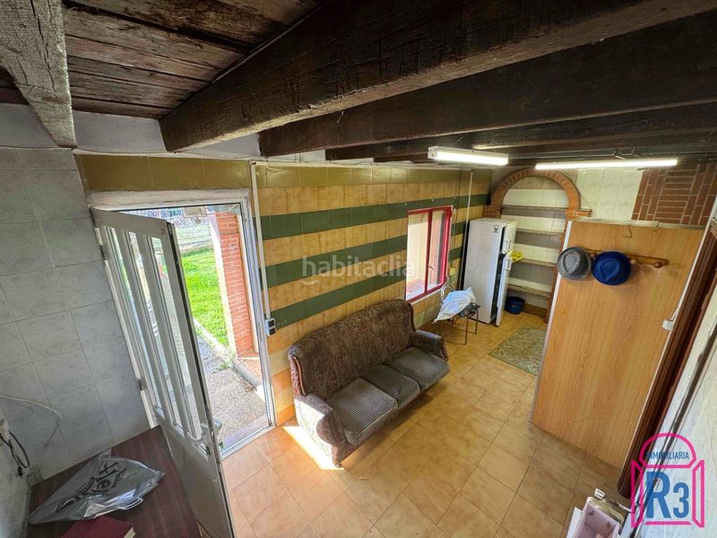 Foto 95945a21-ea72-4dfe-be2d-7de0d8916e90. Edifici a Santovenia de la Valdoncina