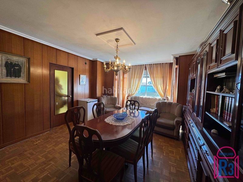 Foto f340de05-1ba3-4e8d-9965-db695dc9059d. Edifici a Santovenia de la Valdoncina