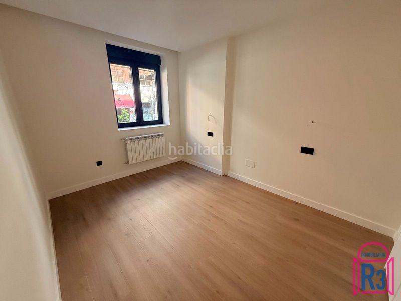Foto bcb63506-b8ba-46b7-9eb5-360019e95a6a. Apartament amb calefacció a Centro Ciudad León
