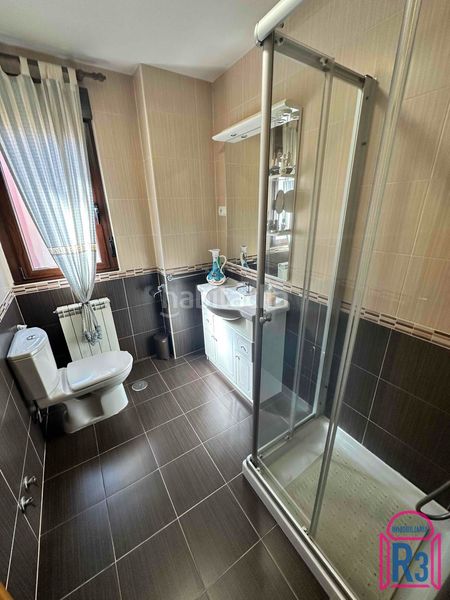 Foto dca1fdac-bc01-490d-b736-cccc897bdbae. Casa adossada amb calefacció aparcament a Sariegos