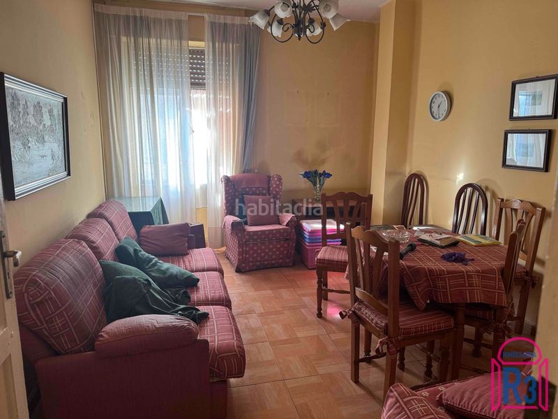 Foto 8ee07388-11d3-4c4c-a82c-efe5f9f3a668. Piso  en ordoño, al lado de guzmán, orientado al sur en León