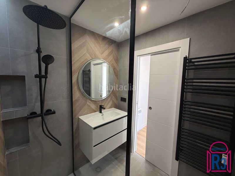 Foto b26b99c8-0682-479c-838c-50f171a2b8a2. Pis amb calefacció a Centro Ciudad León