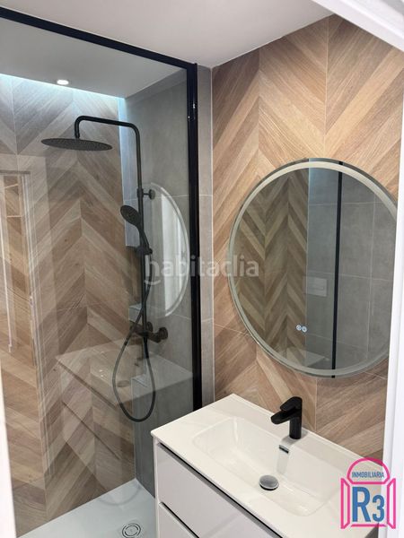 Foto b38445cc-c881-41b5-b28c-74a98f8a0aa4. Pis amb calefacció a Centro Ciudad León