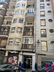 Appartement  Suero de quiñones. Piso amplio y luminoso zona auditorio