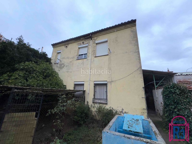 Foto ecc21ac9-153e-4918-b03f-0d429a04274b. Casa amb calefacció a Puente Castro León