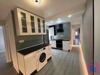 Etagenwohnung in San Esteban. Piso reformado muy soleado