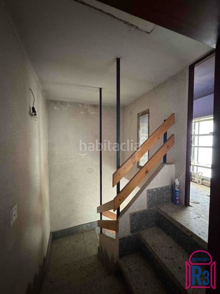 Foto b076ef03-6773-4825-b657-f506522c6a9e. Edifici a Trobajo del camino