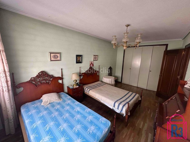 Foto 6a8fe66e-fe64-48e2-ae88-bf370e925c40. Pis amb calefacció aparcament a San Claudio - La Chantría León