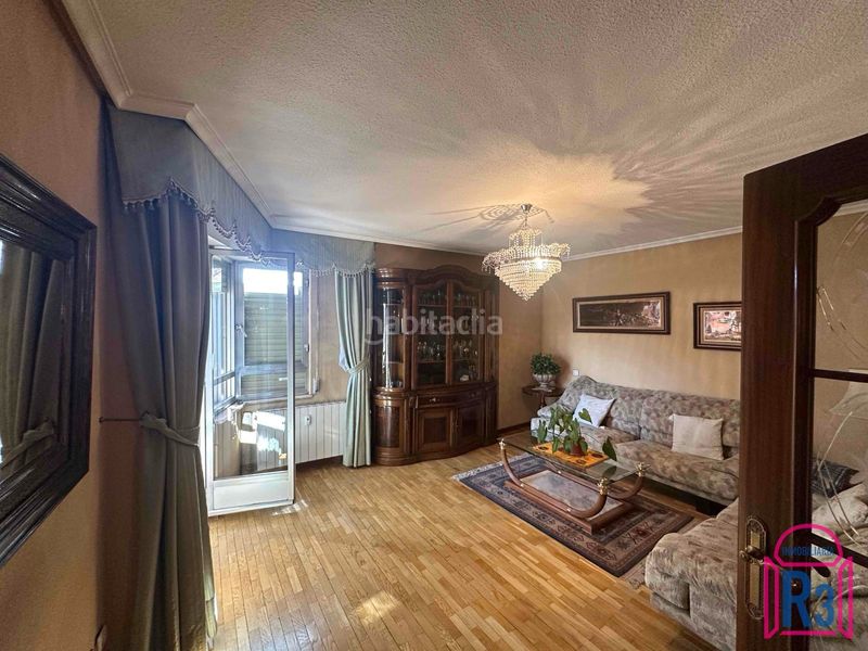 Foto 78978379-0214-478e-891c-2b7873151fb9. Pis amb calefacció aparcament a San Claudio - La Chantría León