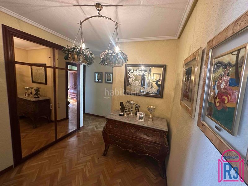 Foto 9e616ecb-2c4b-4679-a0a0-1ef153a902b2. Pis amb calefacció aparcament a San Claudio - La Chantría León