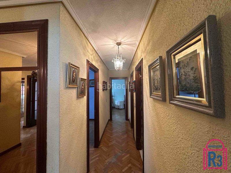 Foto cbbbd0ab-64de-4a3c-895d-3747483ed45c. Pis amb calefacció aparcament a San Claudio - La Chantría León