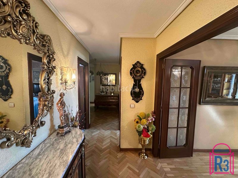 Foto d55d9227-dfac-4bc7-a9f3-dc2a1856d6b8. Pis amb calefacció aparcament a San Claudio - La Chantría León