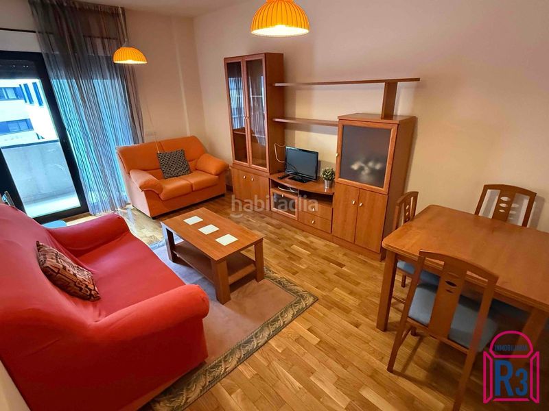 Foto dcb7b7a6-6389-4911-aed5-513ac9e02e52. Apartament amb calefacció aparcament a Centro Ciudad León