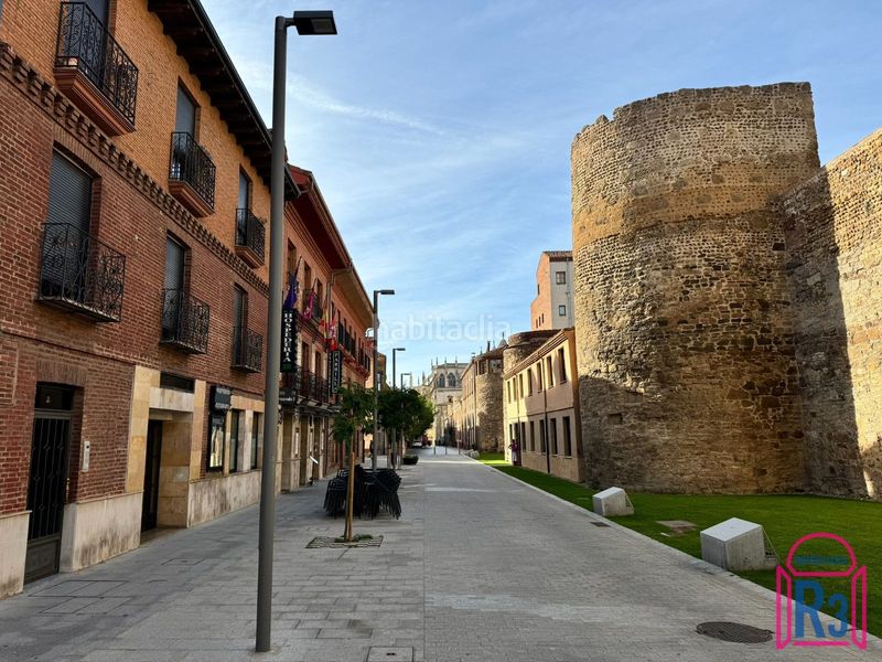 Foto 41544649-e5f9-4ceb-8ab1-8323b55e3e56. Edifici a San Mamés - La Palomera León