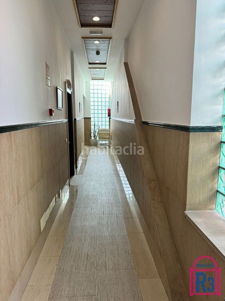 Foto bb100557-b4b1-4523-9441-3034c175ee55. Edifici a San Mamés - La Palomera León