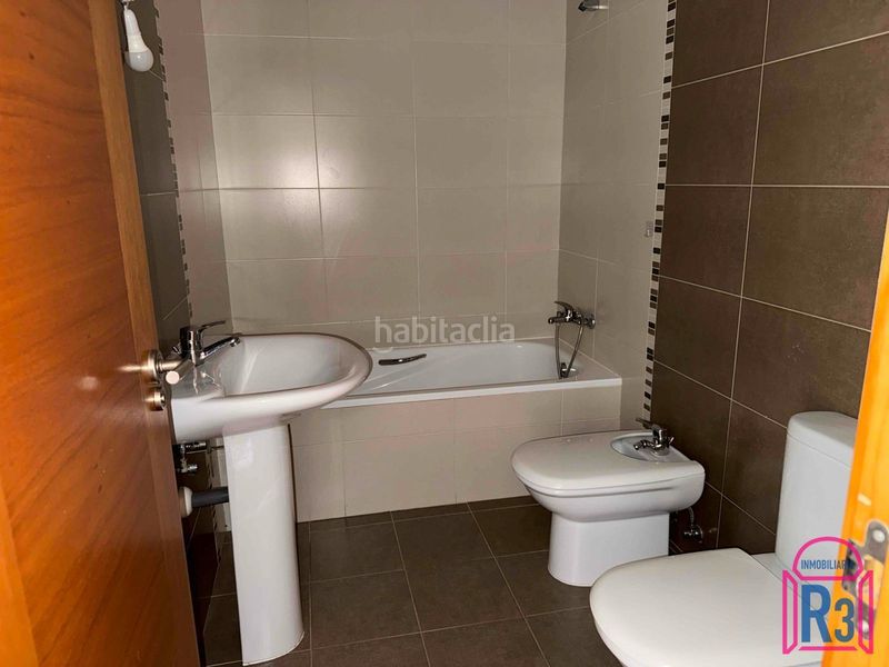 Foto a2f1454f-82da-47ab-a75a-940d8cfdc5a1. Apartament amb calefacció aparcament a San Esteban León