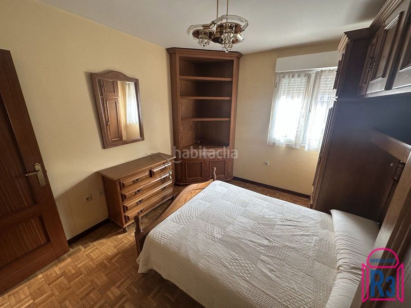 Foto 25d63a49-f663-4f1b-aba1-991c7b4fb6bd. Apartament amb calefacció aparcament a Armunia León