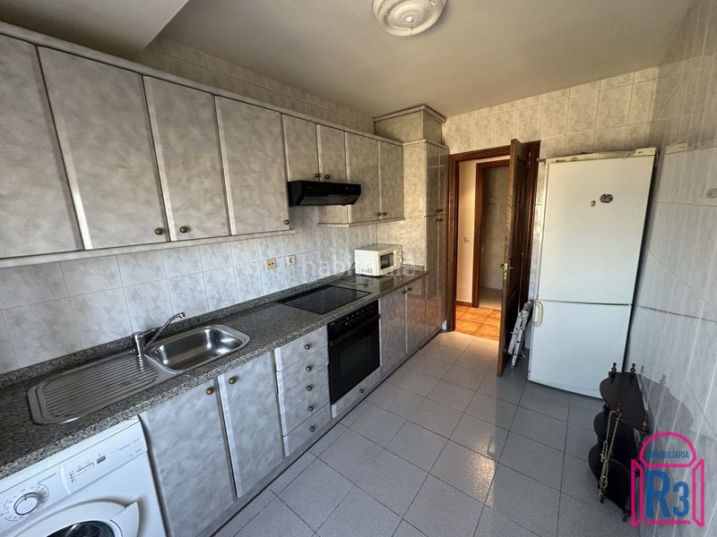 Foto 7d7bdb72-5339-4014-868d-27e302b6f7e5. Apartament amb calefacció aparcament a Armunia León